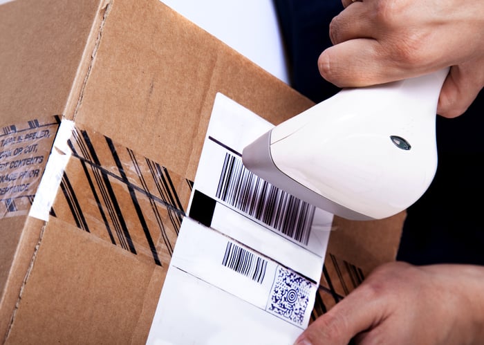 Barcode labeling in a warehouse